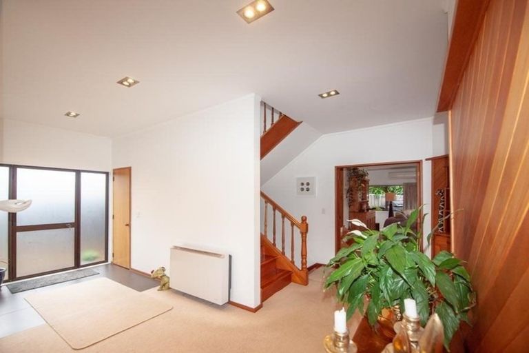 Photo of property in 7 Maywood Grove, Churton Park, Wellington, 6037