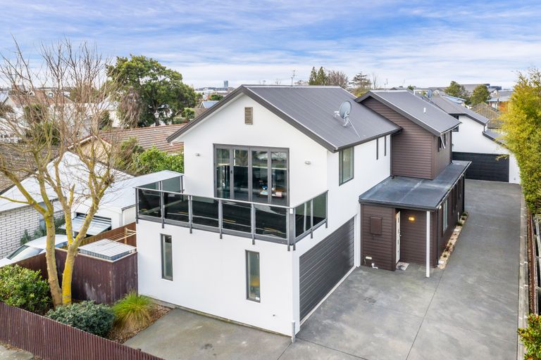Photo of property in 174 Strickland Street, Sydenham, Christchurch, 8023