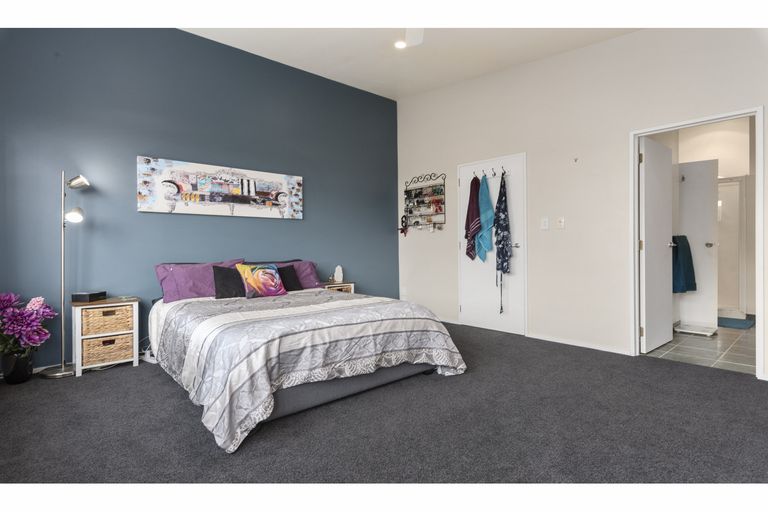 Photo of property in 6/6-8 Pannill Place, Oteha, Auckland, 0632