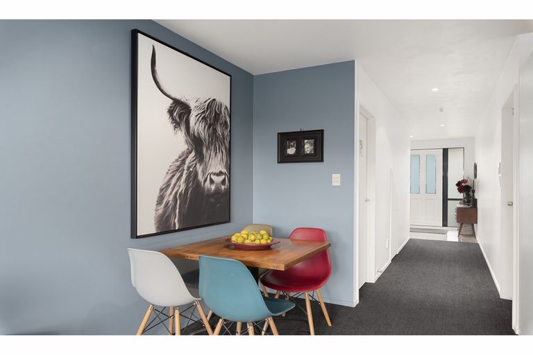 Photo of property in 6/6-8 Pannill Place, Oteha, Auckland, 0632