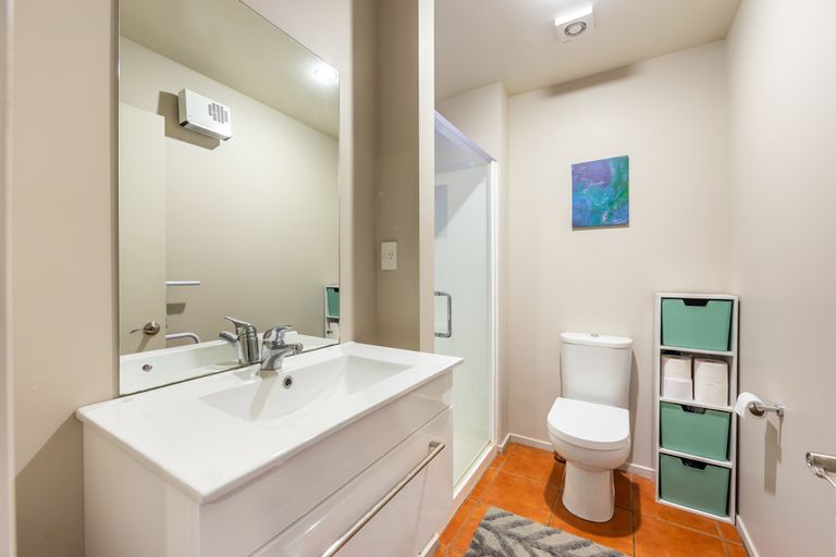 Photo of property in 174 Strickland Street, Sydenham, Christchurch, 8023