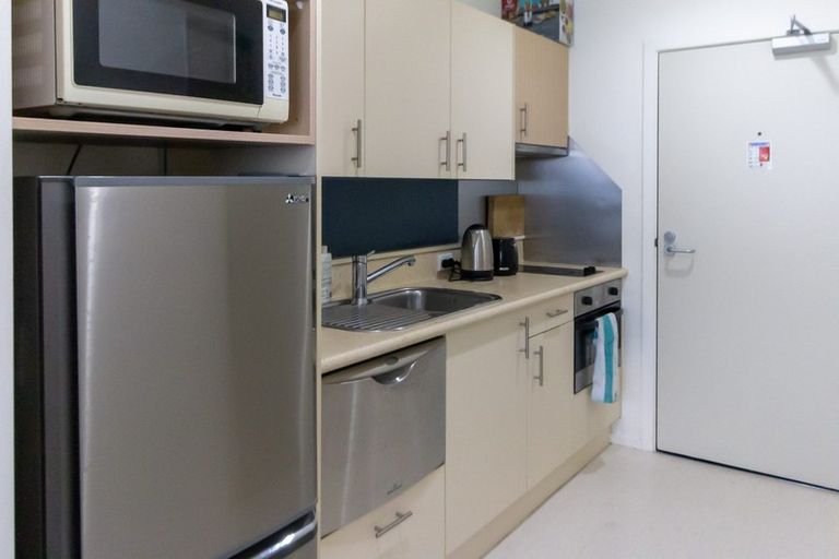 Photo of property in Gilmer Terrace Car Park, 412/9 Gilmer Terrace, Wellington Central, Wellington, 6011