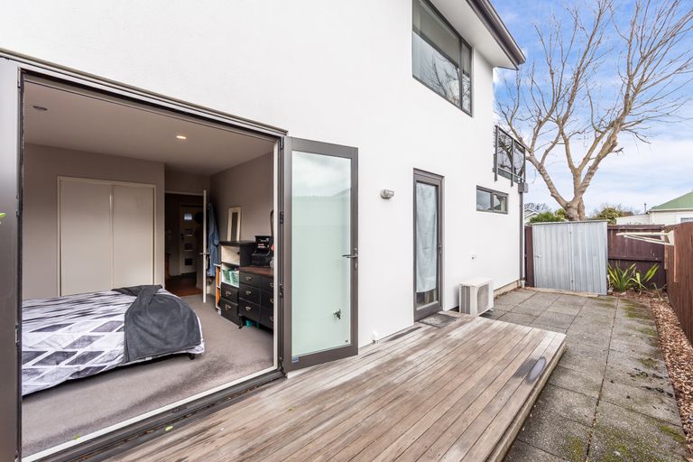 Photo of property in 174 Strickland Street, Sydenham, Christchurch, 8023