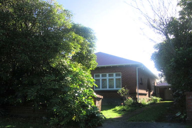 Photo of property in 33 Penrose Street, Woburn, Lower Hutt, 5010
