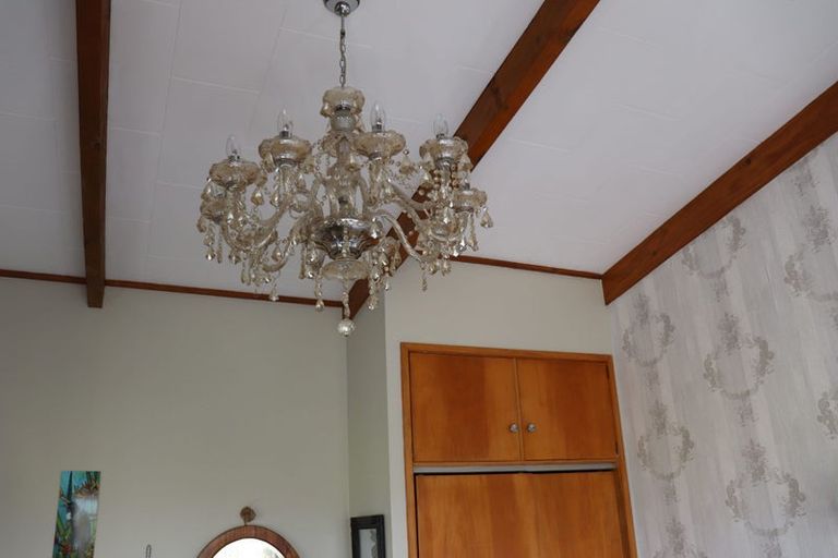 Photo of property in 65 Gorge Road, Maungaturoto, 0520