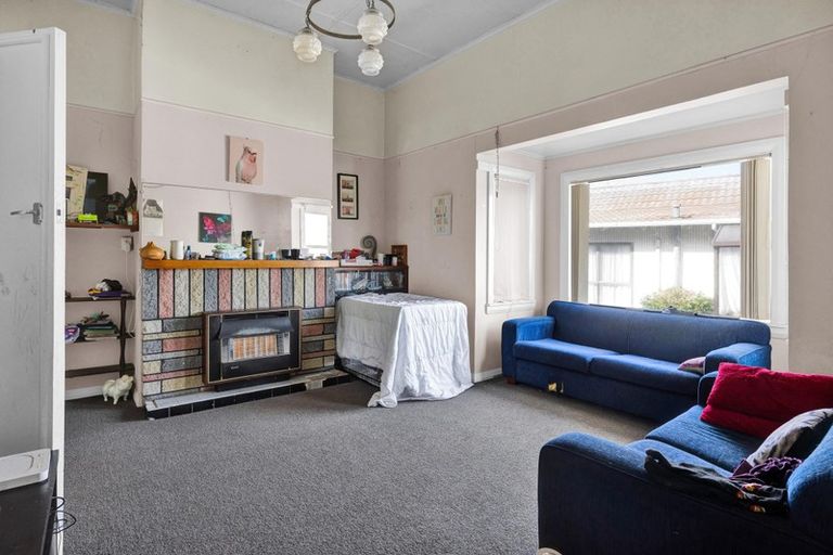 Photo of property in 6 Lincoln Street, Patea, 4520