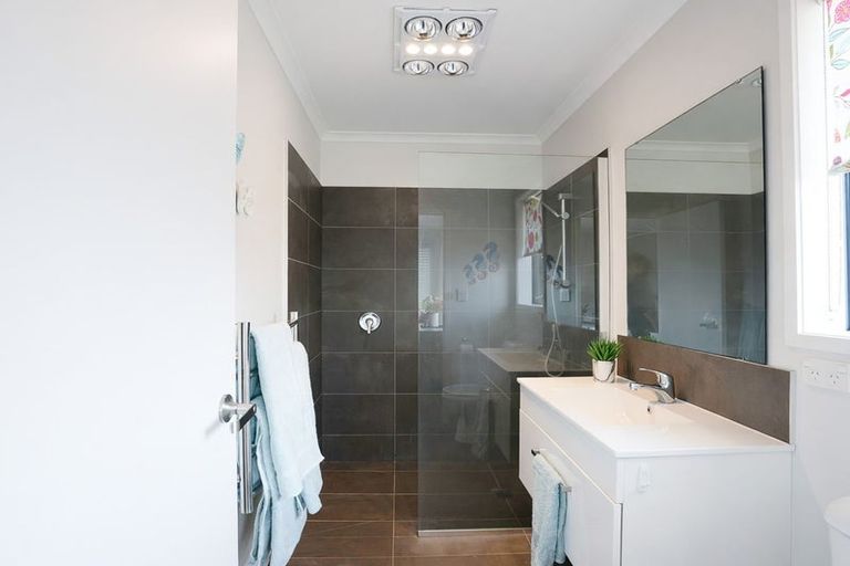 Photo of property in 10 Magnolia Close, Te Kauwhata, 3710