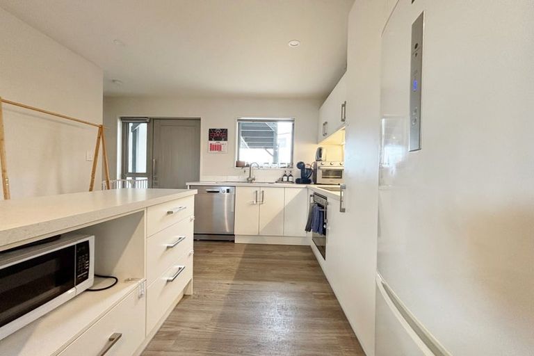 Photo of property in 3/32 Avalon Street, Richmond, Christchurch, 8013