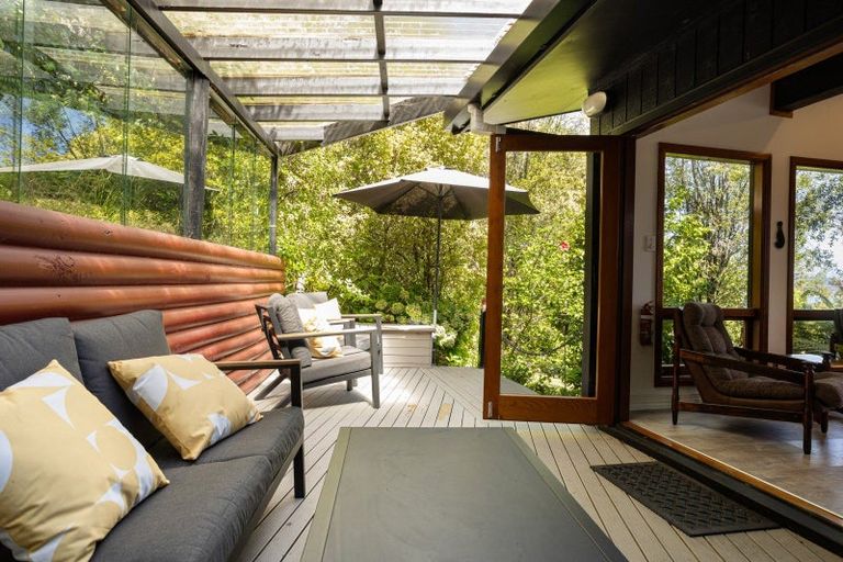 Photo of property in 21 Haddon Crescent, Whitianga, 3510