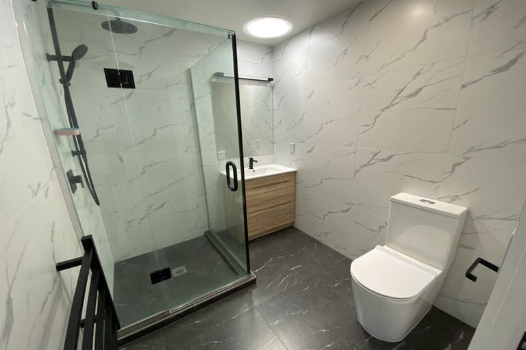 Photo of property in 35e Vincent Street, Howick, Auckland, 2014