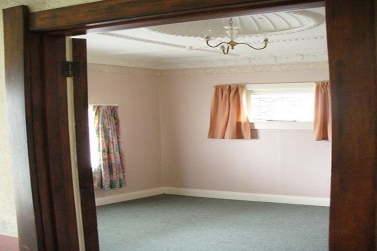 Photo of property in 94 Lyndhurst Street, Takaro, Palmerston North, 4412