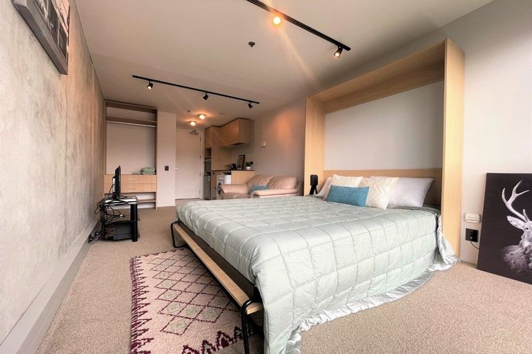 Photo of property in Vedado Apartments, 208/41 Hopper Street, Mount Cook, Wellington, 6011