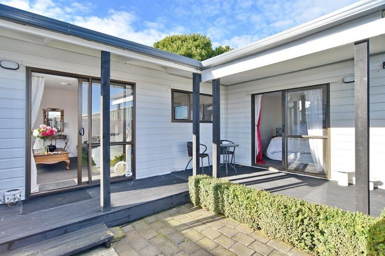 Photo of property in 6 Aspen Place, Parklands, Christchurch, 8083