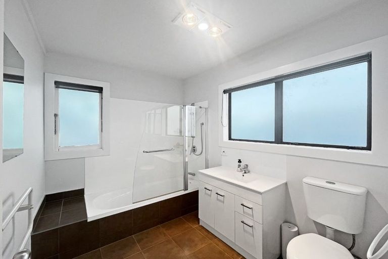 Photo of property in 10 Tawa Street, Tokomaru, Palmerston North, 4474