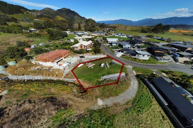 Photo of property in 16 Pohutukawa Place, Pohara, Takaka, 7183