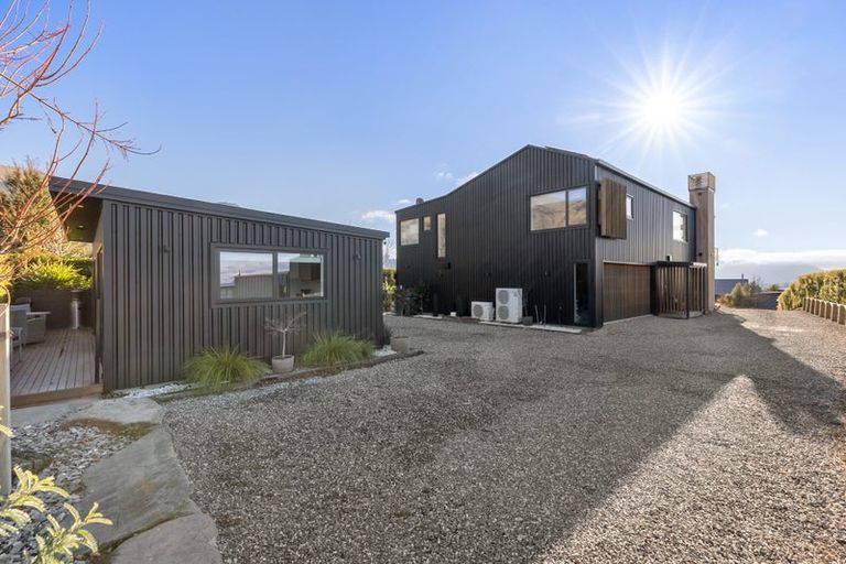Photo of property in 71 West Meadows Drive, Wanaka, 9305