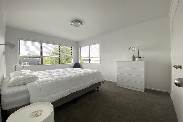 Photo of property in 12c St Michaels Avenue, Point Chevalier, Auckland, 1022