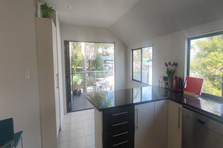 Photo of property in 416 Beach Road, Mairangi Bay, Auckland, 0630