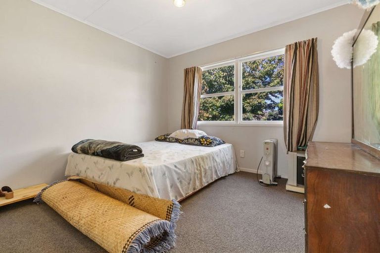 Photo of property in 15 Gem Street, Pukehangi, Rotorua, 3015