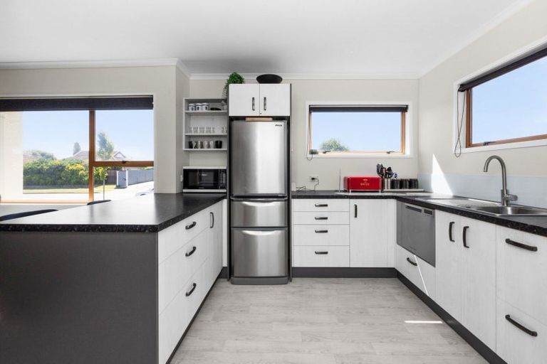 Photo of property in 45 Coventry Avenue, Tamatea, Napier, 4112