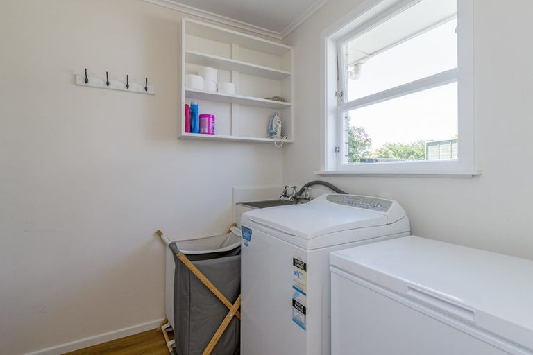 Photo of property in 172 Queen Street West, Levin, 5510