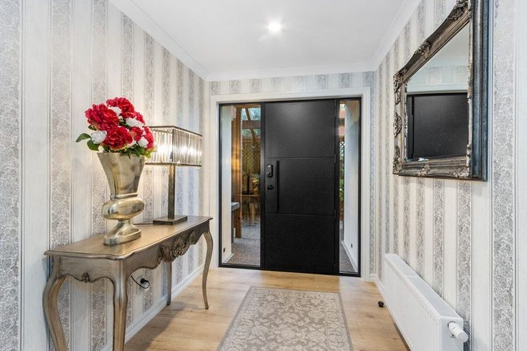 Photo of property in 7 Glandovey Road, Fendalton, Christchurch, 8052