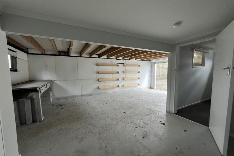 Photo of property in 1 Kingsway Crescent, Forest Lake, Hamilton, 3200