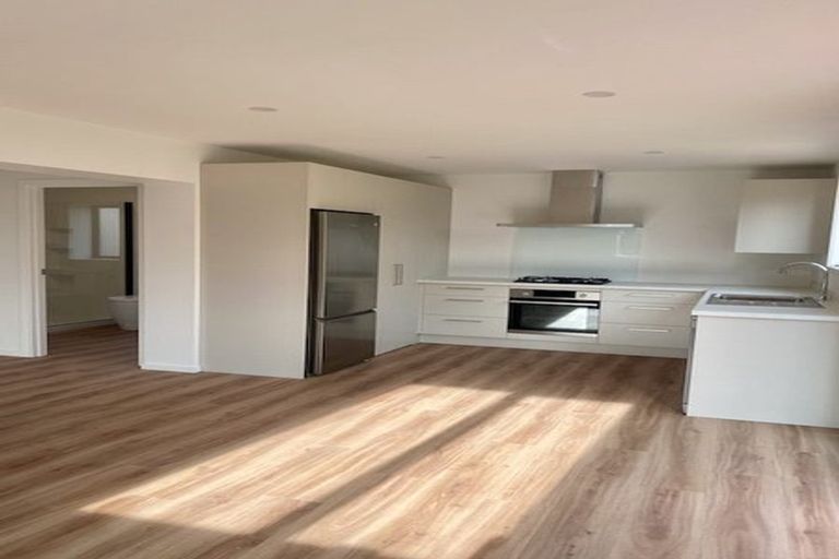 Photo of property in 77 Oregon Drive, Kelvin Heights, Queenstown, 9300