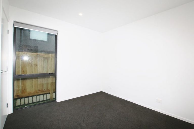 Photo of property in 2b Otaimako Place, Mangere, Auckland, 2022