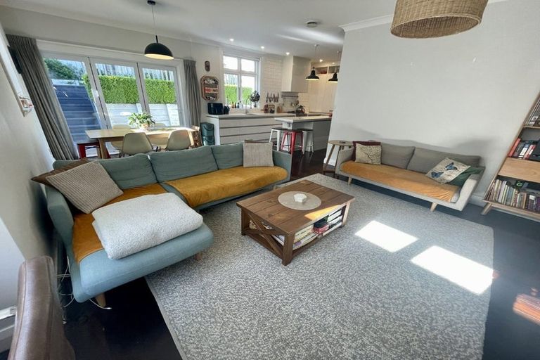 Photo of property in 379 Karori Road, Karori, Wellington, 6012