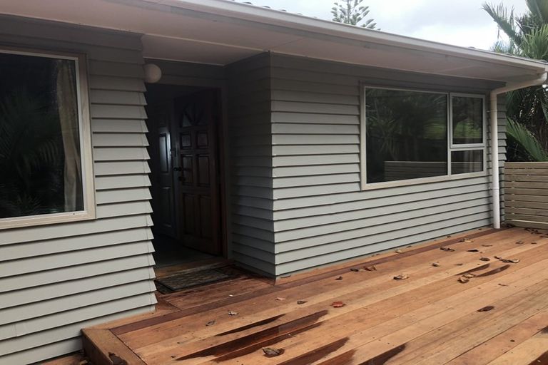 Photo of property in 3 Tinopai Road, Titirangi, Auckland, 0604