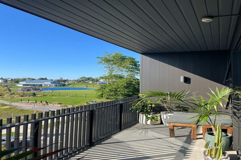 Photo of property in 202/38c Fraser Avenue, Northcote, Auckland, 0627