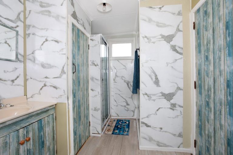 Photo of property in 75 Punga Street, Tangimoana, 4822