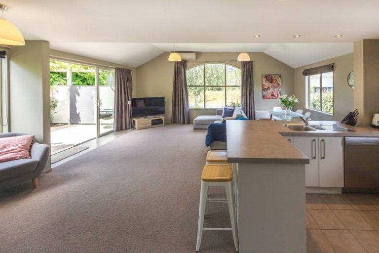 Photo of property in 13 Ferry Lane, Mount Pisa, Cromwell, 9383