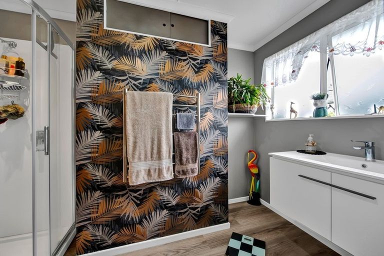 Photo of property in 10b Ropiha Street, Fitzroy, New Plymouth, 4312