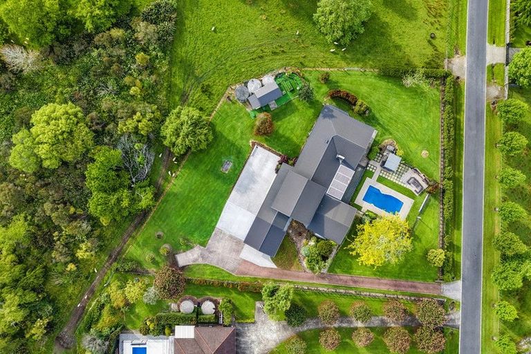 Photo of property in 16 Langford Place, Dairy Flat, Albany, 0792