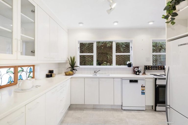 Photo of property in 17 Norwich Street, Wadestown, Wellington, 6012