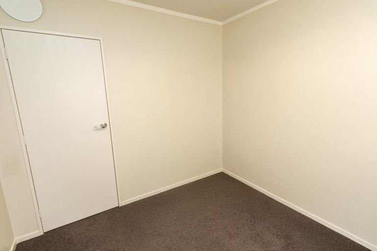 Photo of property in 13b Florio Terrace, Tawa, Wellington, 5028