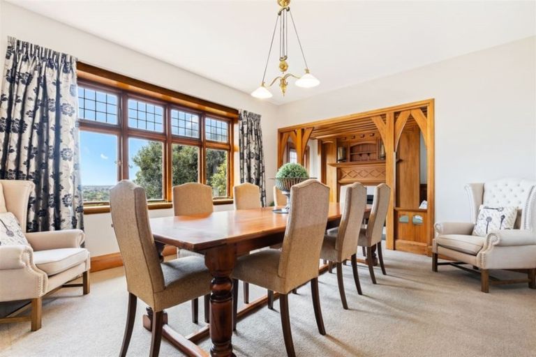 Photo of property in 18 Merlewood Avenue, Cashmere, Christchurch, 8022