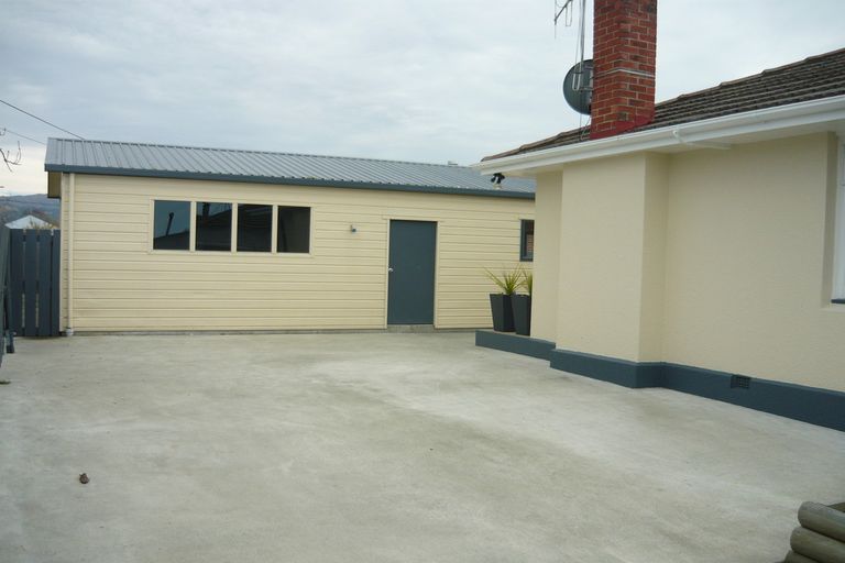 Photo of property in 6 Elizabeth Street, Waimate, 7924