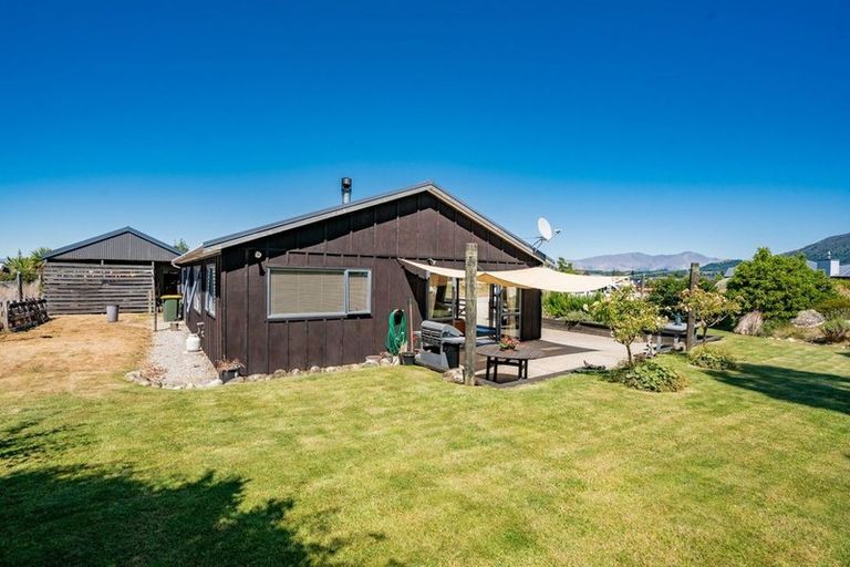 Photo of property in 67 Grandview Road, Lake Hawea, Wanaka, 9382