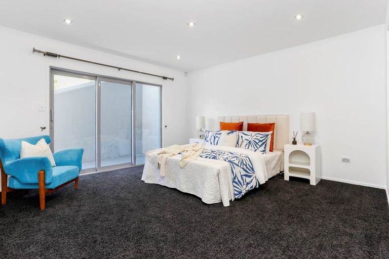 Photo of property in 35a Seaview Avenue, Northcote, Auckland, 0627