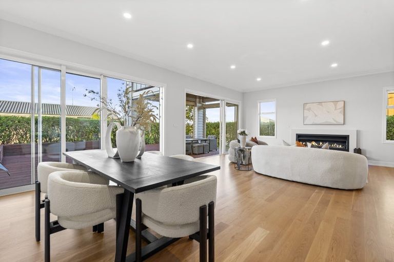 Photo of property in 32 Fennell Crescent, Silverdale, 0932