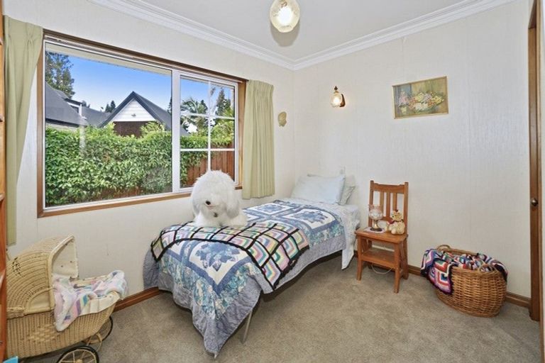 Photo of property in 16 Randell Place, Te Puke, 3119