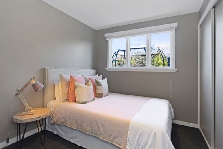 Photo of property in 26 Grahams Road, Ilam, Christchurch, 8041