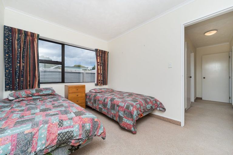 Photo of property in 8 Oxford Street, Hokowhitu, Palmerston North, 4410