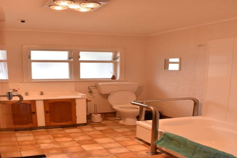 Photo of property in 8 William Street, Kensington, Whangarei, 0112