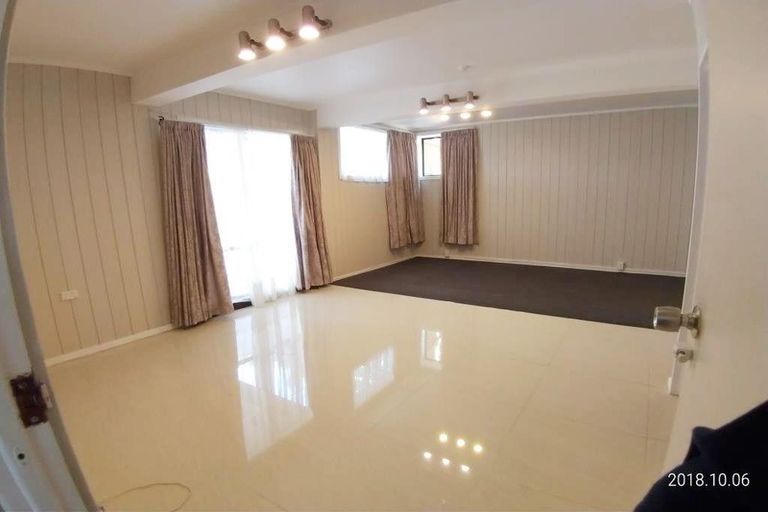 Photo of property in 3 Roband Avenue, Glenfield, Auckland, 0629