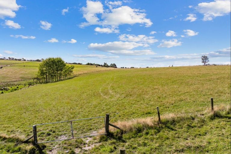 Photo of property in 585 Ormiston Road, Ruakaka, Waipu, 0582