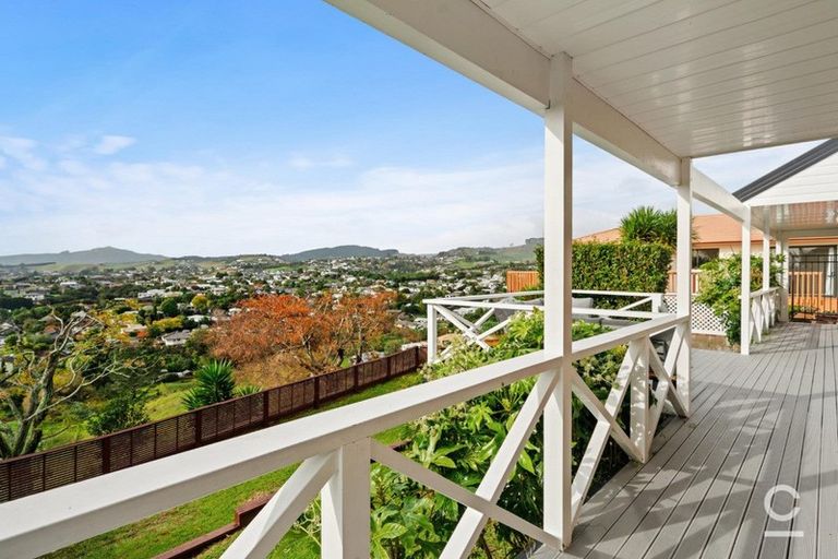 Photo of property in 20 Philomel Crest, Welcome Bay, Tauranga, 3112